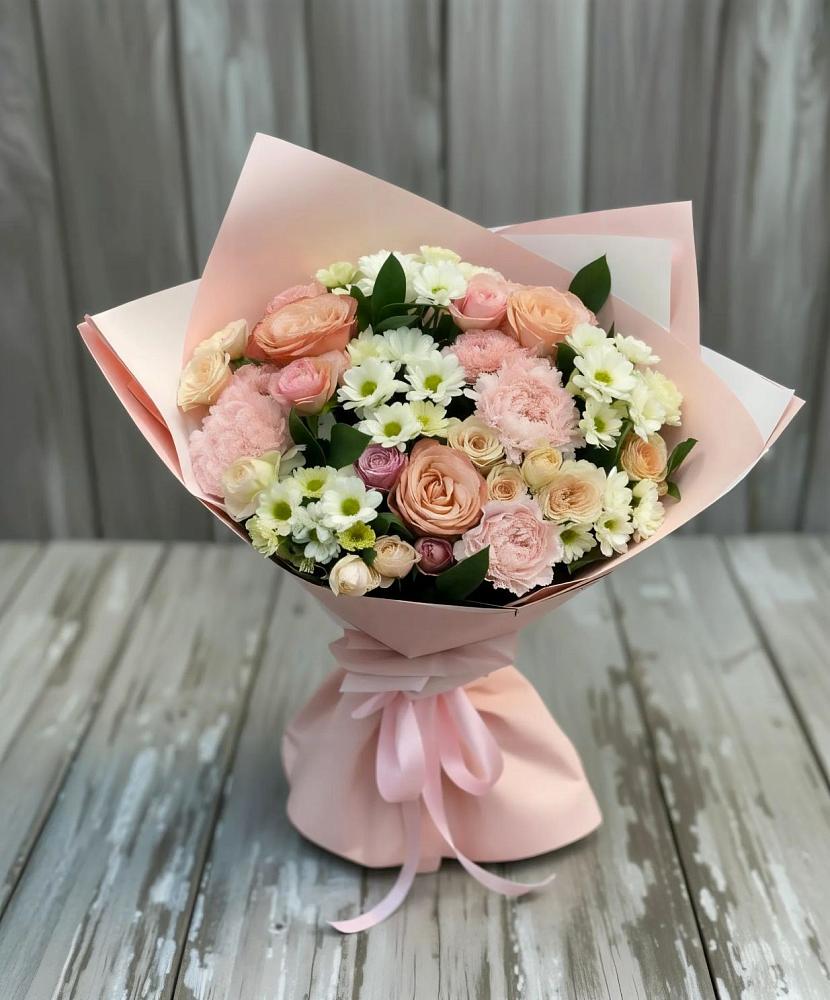 Букет цветов из: Гвоздики, Розы и Хризантемы в Габукае