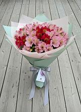 Букет цветов из:  Альстромерии #REPLACE_PRED# Габукае