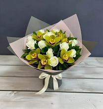 Букет цветов из:  Орхидеи и Розы в Габукае