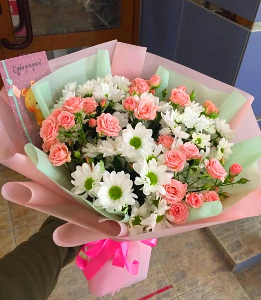 Букет цветов из: Розы и Хризантемы в Габукае