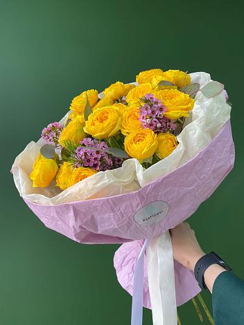 Букет Кустовые желтые розы в Габукае