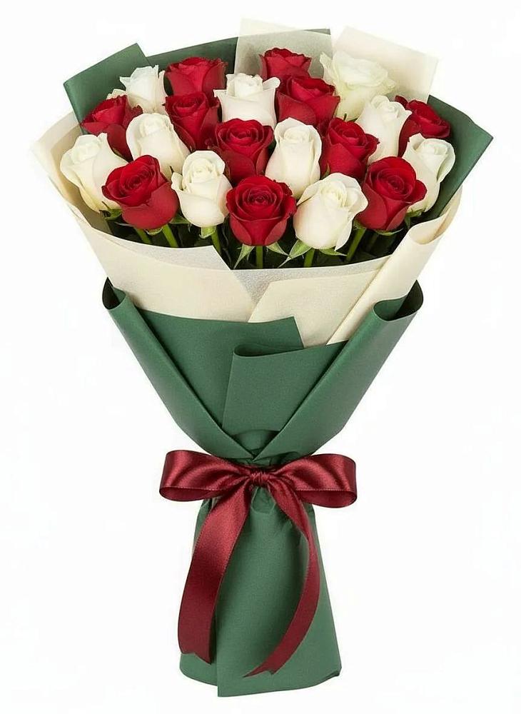Букет Микс из красных и белых роз в Габукае