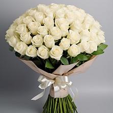 Букет 101 беля роза Белоснежка в Габукае