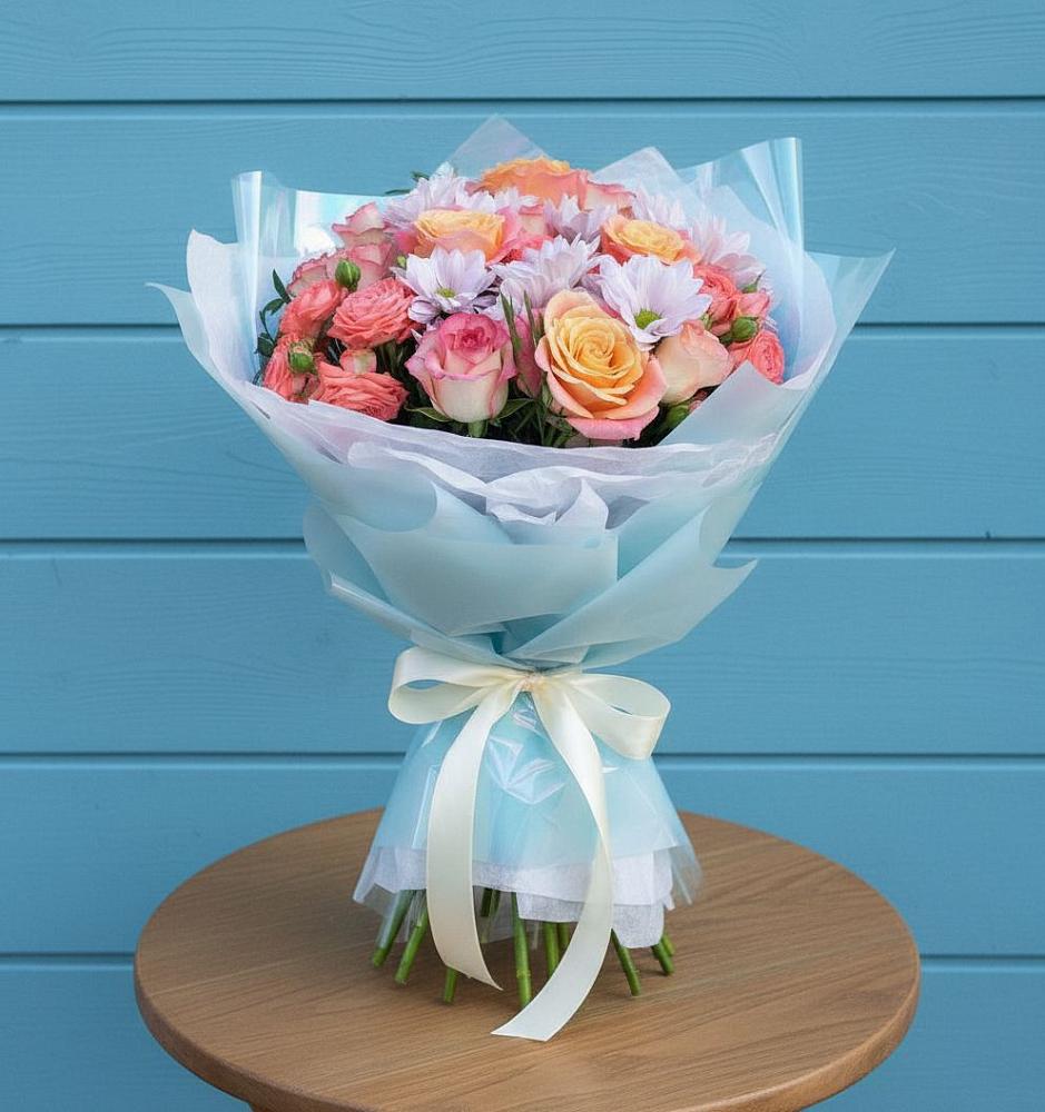 Букет цветов из: Хризантемы и Розы в Габукае