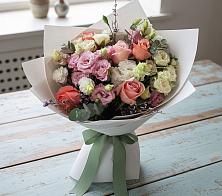 Букет цветов из:  Розы, Лизиантусы и Гвоздики в Габукае