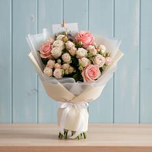 Букет цветов из:  Розы в Габукае